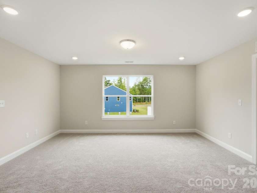 5917 New River Drive, Huntersville, NC 28078.  MLS# CAR4359977, YatesRealty ID 31748. Loft