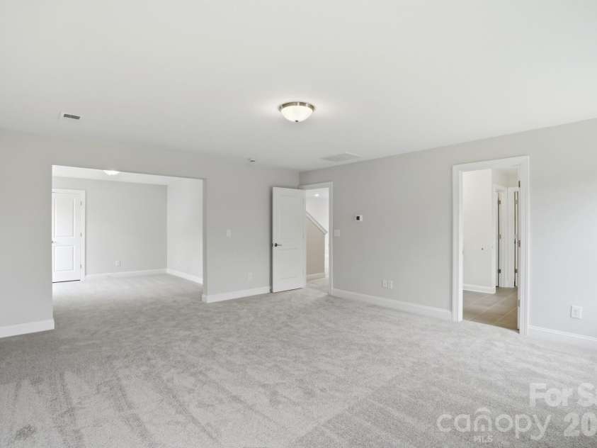 5917 New River Drive, Huntersville, NC 28078.  MLS# CAR4359977, YatesRealty ID 31748. Primary Bedroom