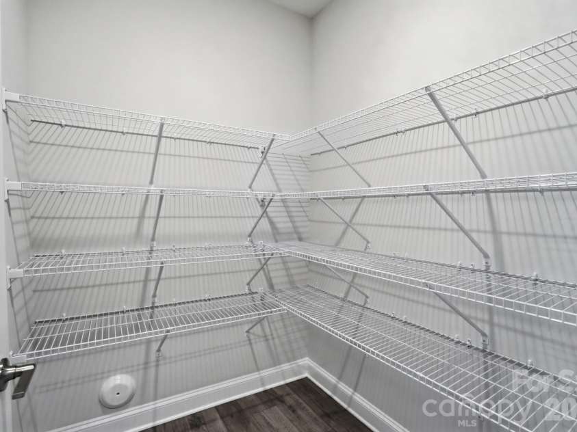 5917 New River Drive, Huntersville, NC 28078.  MLS# CAR4359977, YatesRealty ID 31748. Walk in Pantry