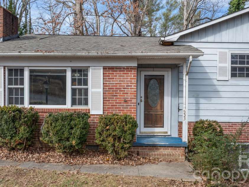 533 Circle Drive, Hudson, NC 28638.  MLS# CAR4340674, YatesRealty ID 3175. 