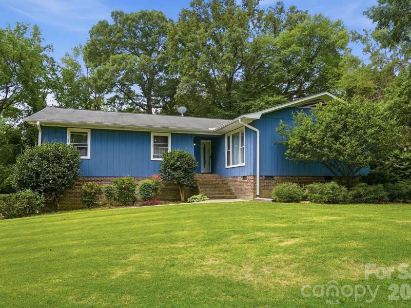 214 Griffin Lane, Marshville, NC 28103.  MLS# CAR4389855, YatesRealty ID 31752. 