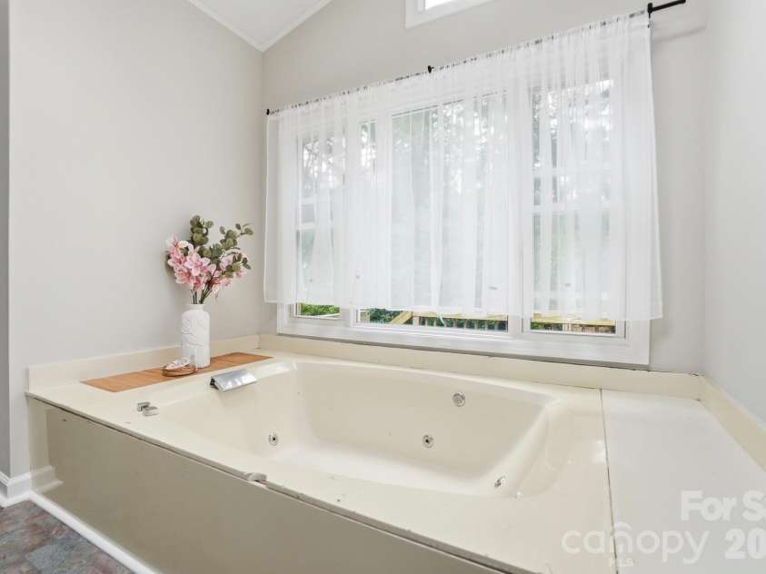 214 Griffin Lane, Marshville, NC 28103.  MLS# CAR4389855, YatesRealty ID 31752. 