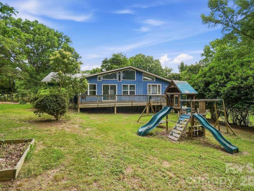 214 Griffin Lane, Marshville, NC 28103.  MLS# CAR4389855, YatesRealty ID 31752. 