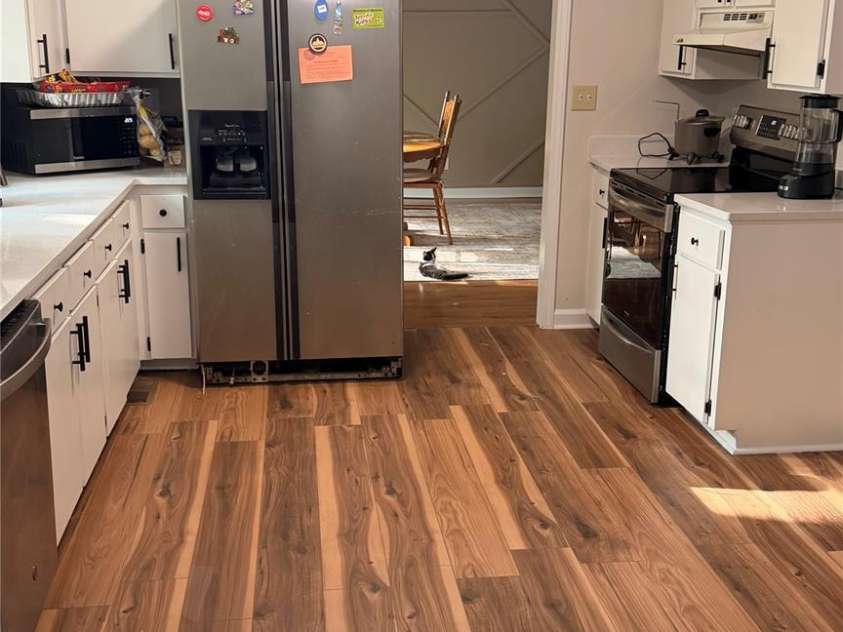 214 Griffin Lane, Marshville, NC 28103.  MLS# CAR4389855, YatesRealty ID 31752. New updated flooring