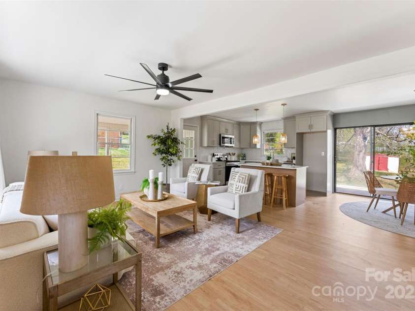 2232 Glenraven Avenue, Gastonia, NC 28052.  MLS# CAR4267918, YatesRealty ID 31752. 