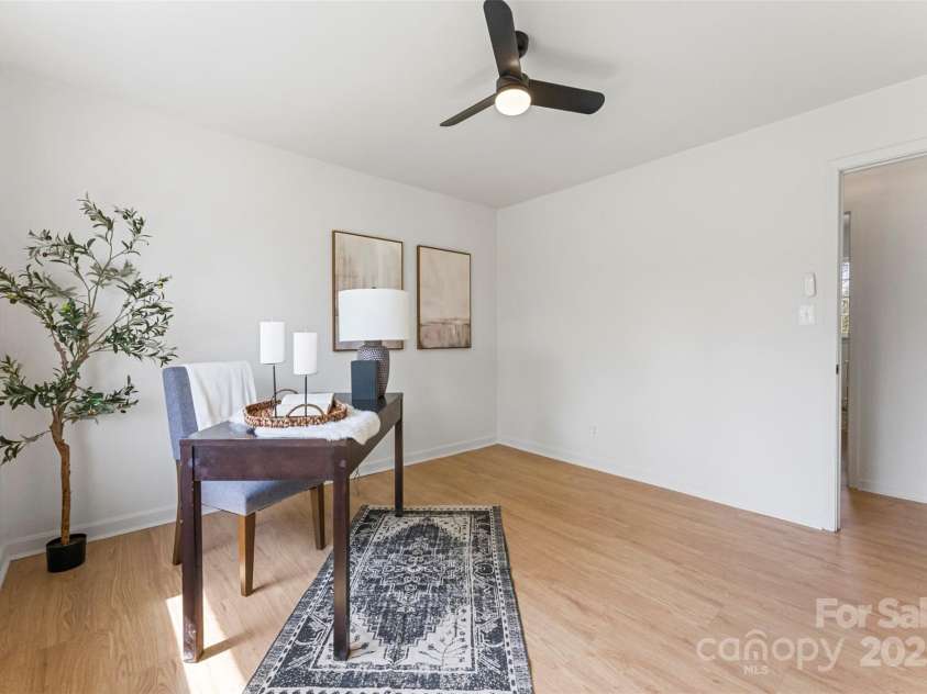 2232 Glenraven Avenue, Gastonia, NC 28052.  MLS# CAR4267918, YatesRealty ID 31752. 