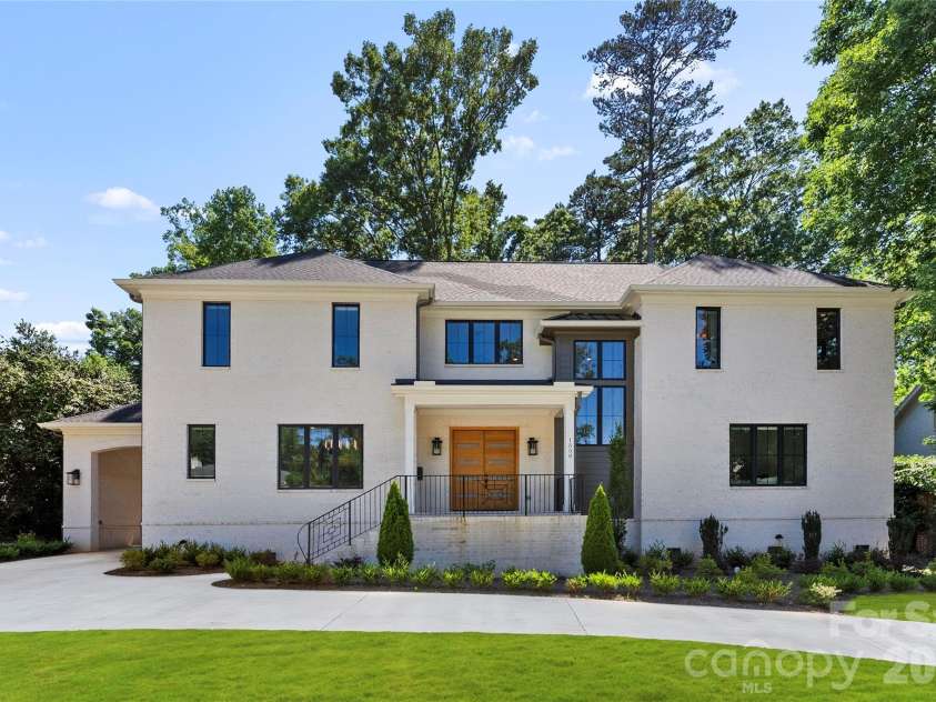 1550 Coventry Road, Charlotte, NC 28211.  MLS# CAR4406739, YatesRealty ID 31753. 