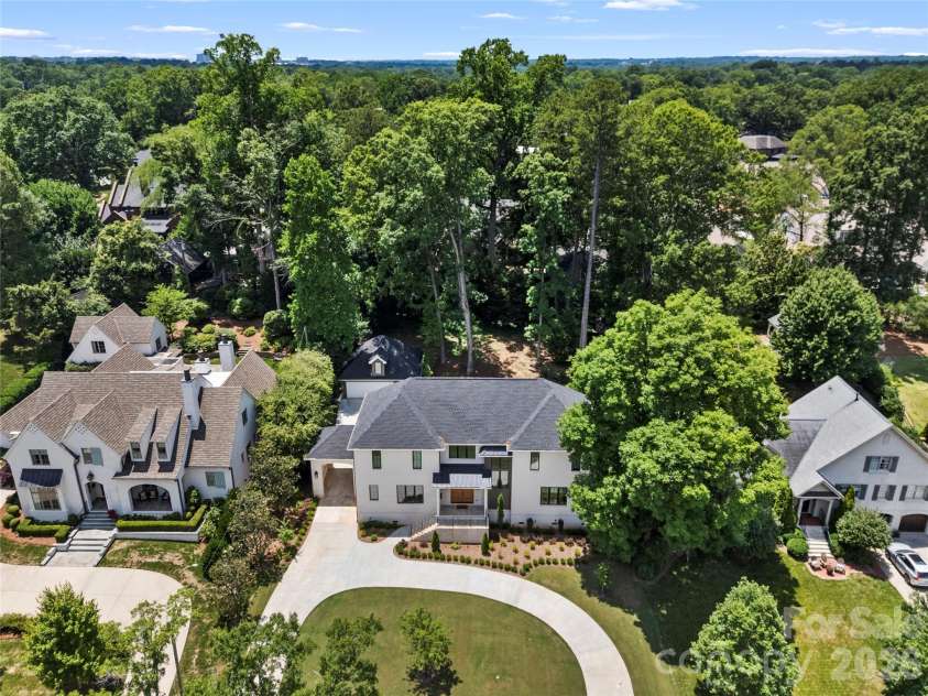 1550 Coventry Road, Charlotte, NC 28211.  MLS# CAR4406739, YatesRealty ID 31753. 