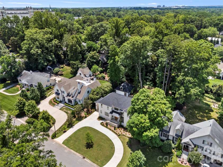 1550 Coventry Road, Charlotte, NC 28211.  MLS# CAR4406739, YatesRealty ID 31753. 