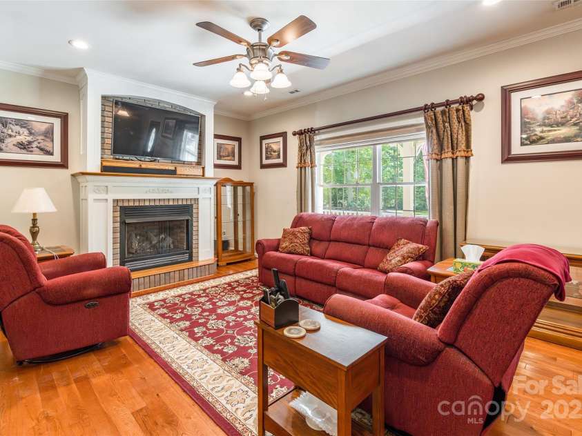 1615 Oak Park Court, Iron Station, NC 28080.  MLS# CAR4285037, YatesRealty ID 31754. 