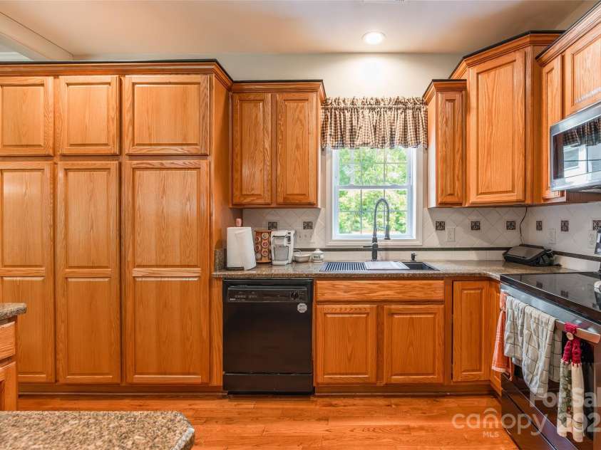 1615 Oak Park Court, Iron Station, NC 28080.  MLS# CAR4285037, YatesRealty ID 31754. 