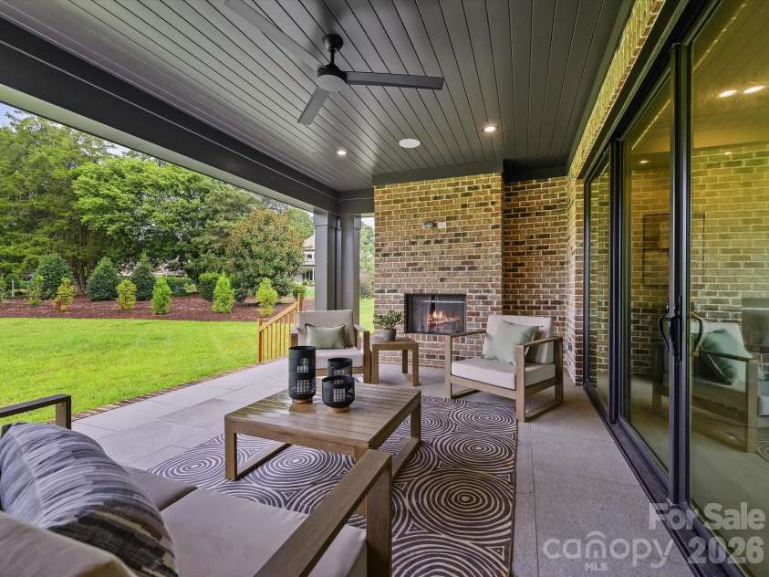 5830 Long Stirrup Lane, Mint Hill, NC 28227.  MLS# CAR4312768, YatesRealty ID 31754. 