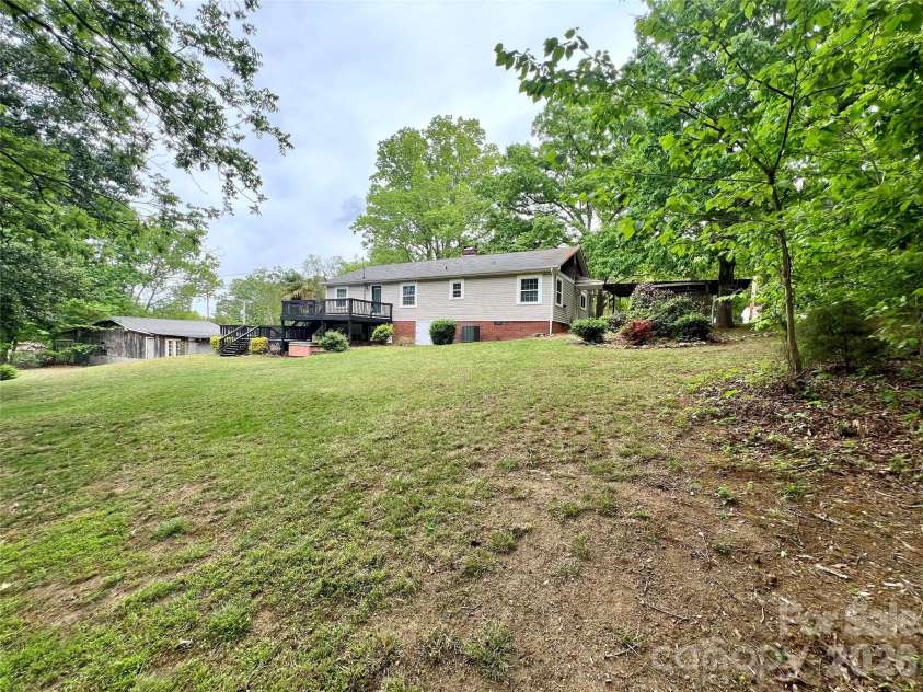 29386 Nelson Mountain Road, Albemarle, NC 28001.  MLS# CAR4369347, YatesRealty ID 31755. 