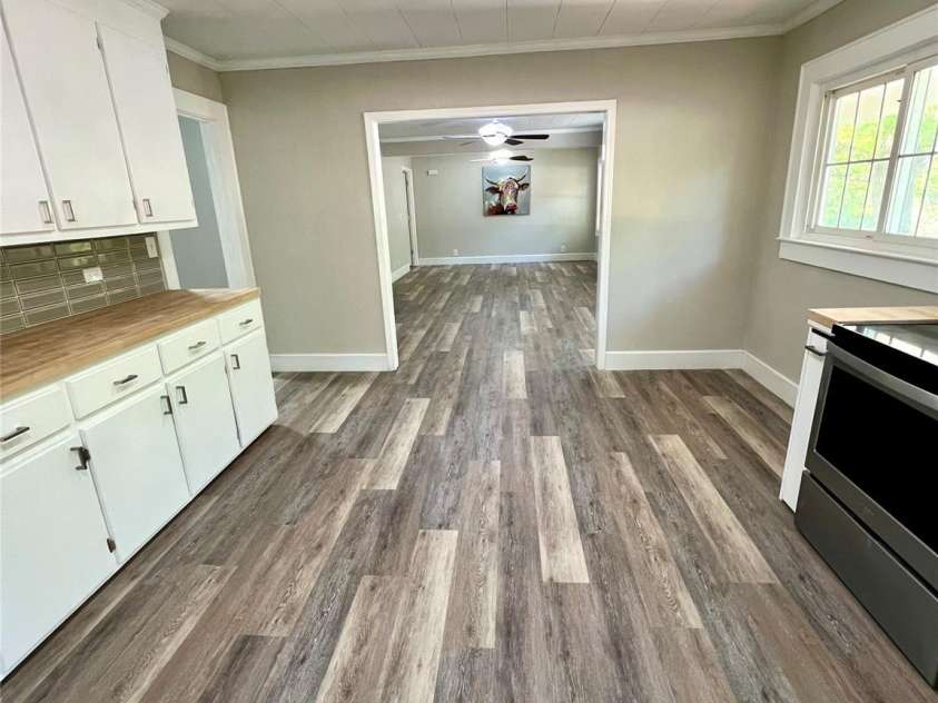 29386 Nelson Mountain Road, Albemarle, NC 28001.  MLS# CAR4369347, YatesRealty ID 31755. Kitchen