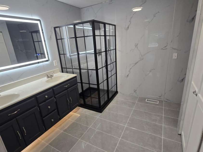 29386 Nelson Mountain Road, Albemarle, NC 28001.  MLS# CAR4369347, YatesRealty ID 31755. Primary bath