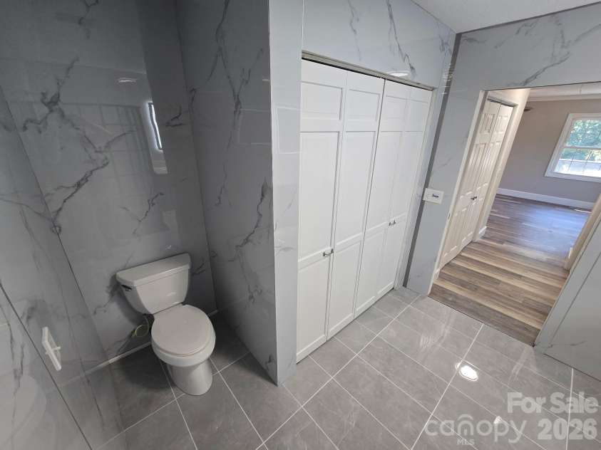 29386 Nelson Mountain Road, Albemarle, NC 28001.  MLS# CAR4369347, YatesRealty ID 31755. Primary bath