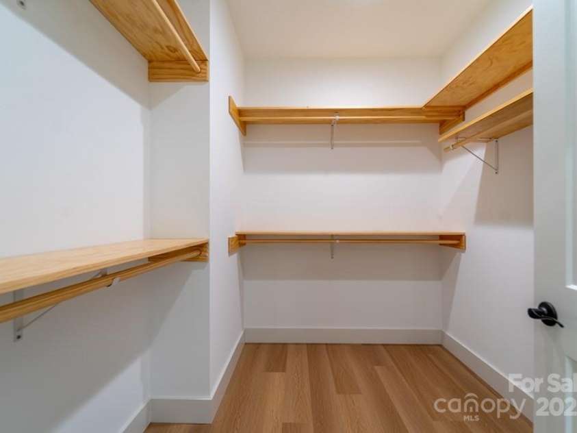 70 Knox Best Street, Clyde, NC 28721.  MLS# CAR4323145, YatesRealty ID 31756. 