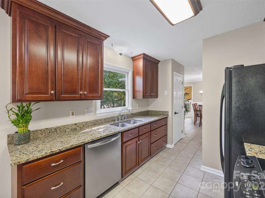 12082 Spinnaker Drive, Tega Cay, SC 29708.  MLS# CAR4287275, YatesRealty ID 31757. 