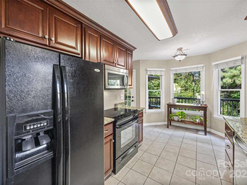 12082 Spinnaker Drive, Tega Cay, SC 29708.  MLS# CAR4287275, YatesRealty ID 31757. 