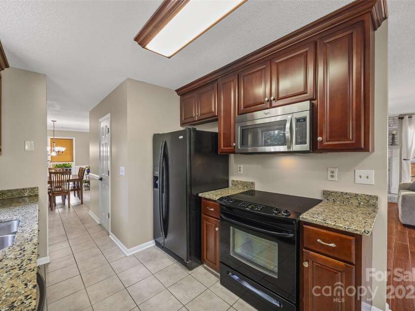 12082 Spinnaker Drive, Tega Cay, SC 29708.  MLS# CAR4287275, YatesRealty ID 31757. 