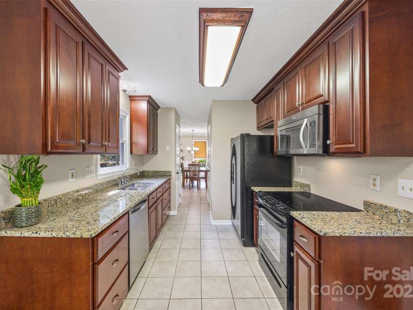 12082 Spinnaker Drive, Tega Cay, SC 29708.  MLS# CAR4287275, YatesRealty ID 31757. 