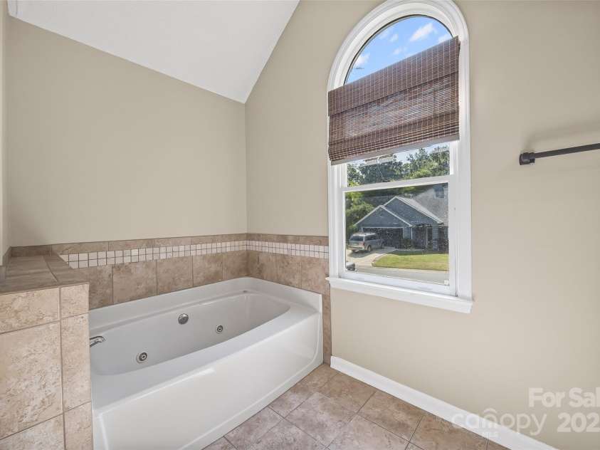 12082 Spinnaker Drive, Tega Cay, SC 29708.  MLS# CAR4287275, YatesRealty ID 31757. 