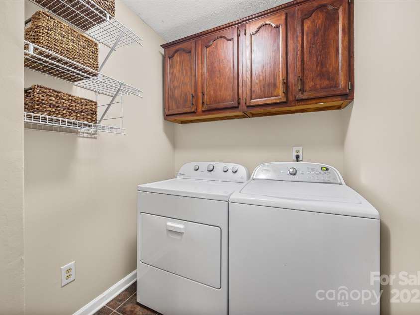12082 Spinnaker Drive, Tega Cay, SC 29708.  MLS# CAR4287275, YatesRealty ID 31757. 
