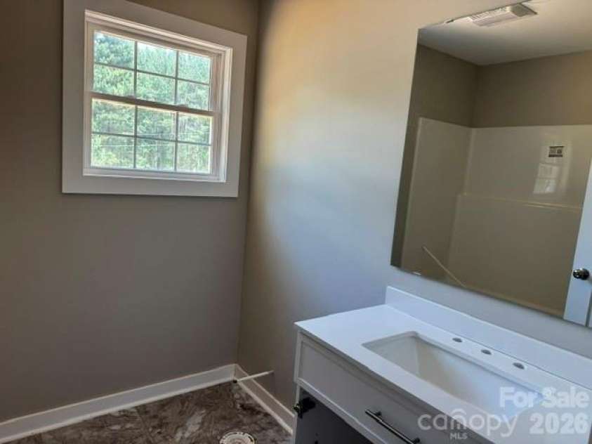 405 Falls Avenue, Granite Falls, NC 28630.  MLS# CAR4393389, YatesRealty ID 31757. 
