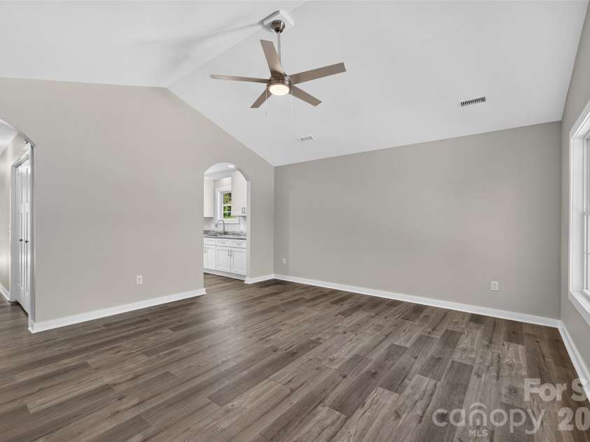 405 Falls Avenue, Granite Falls, NC 28630.  MLS# CAR4418073, YatesRealty ID 31757. 