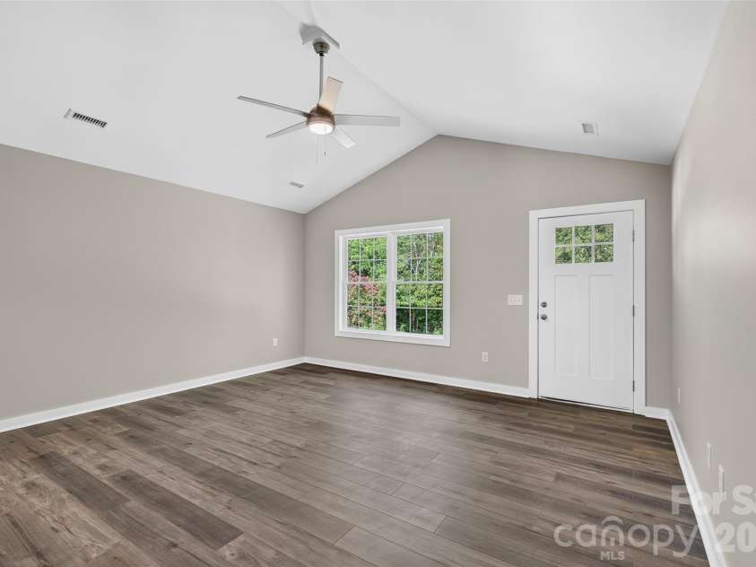 405 Falls Avenue, Granite Falls, NC 28630.  MLS# CAR4418073, YatesRealty ID 31757. 