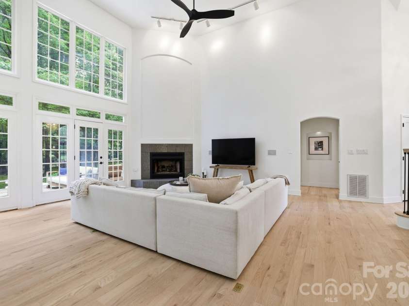 5424 Amanda Lane, Belmont, NC 28012.  MLS# CAR4383448, YatesRealty ID 31758. 