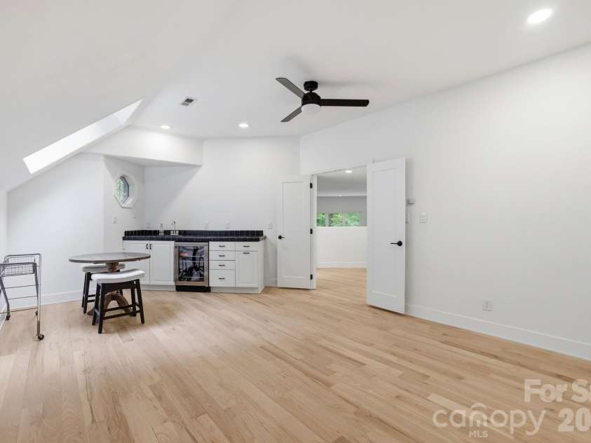 5424 Amanda Lane, Belmont, NC 28012.  MLS# CAR4383448, YatesRealty ID 31758. 