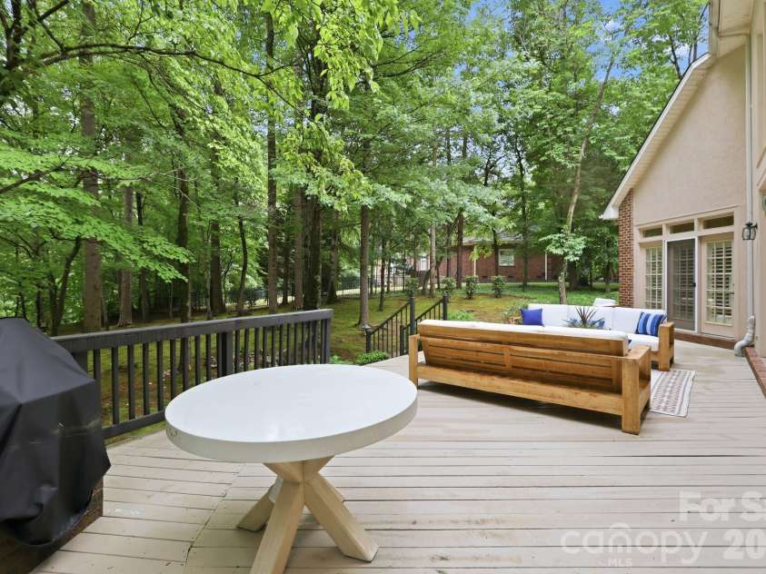 5424 Amanda Lane, Belmont, NC 28012.  MLS# CAR4383448, YatesRealty ID 31758. 
