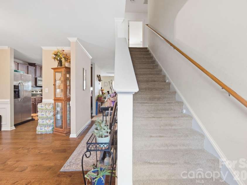 7012 Palatine Lane, Charlotte, NC 28214.  MLS# CAR4426582, YatesRealty ID 31759. 