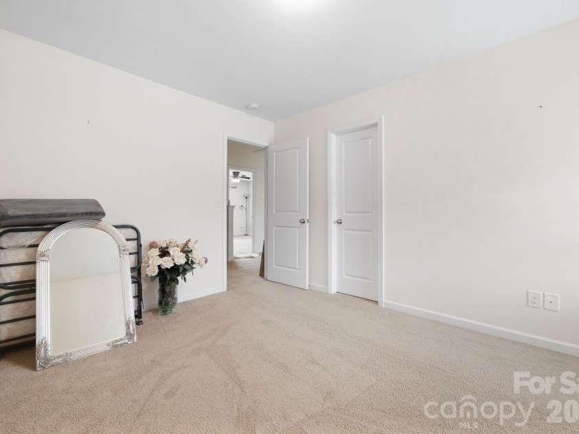 7012 Palatine Lane, Charlotte, NC 28214.  MLS# CAR4426582, YatesRealty ID 31759. 