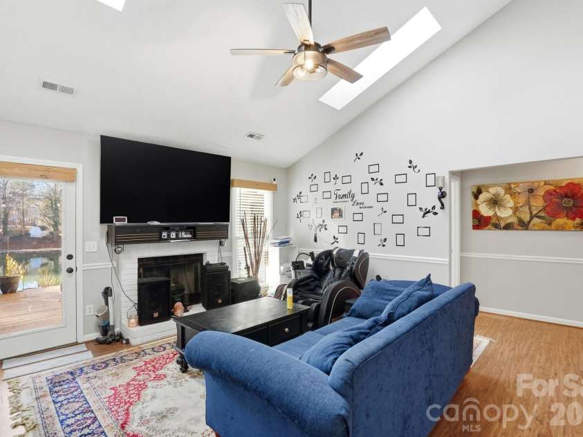 165 Edgewater Drive, Concord, NC 28027.  MLS# CAR4335803, YatesRealty ID 3176. 