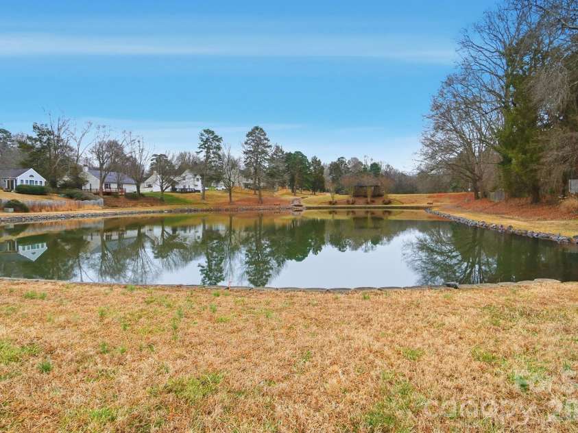 165 Edgewater Drive, Concord, NC 28027.  MLS# CAR4335803, YatesRealty ID 3176. 