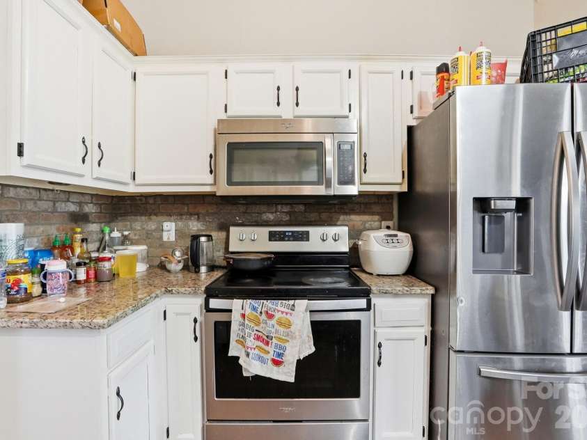 165 Edgewater Drive, Concord, NC 28027.  MLS# CAR4335803, YatesRealty ID 3176. 