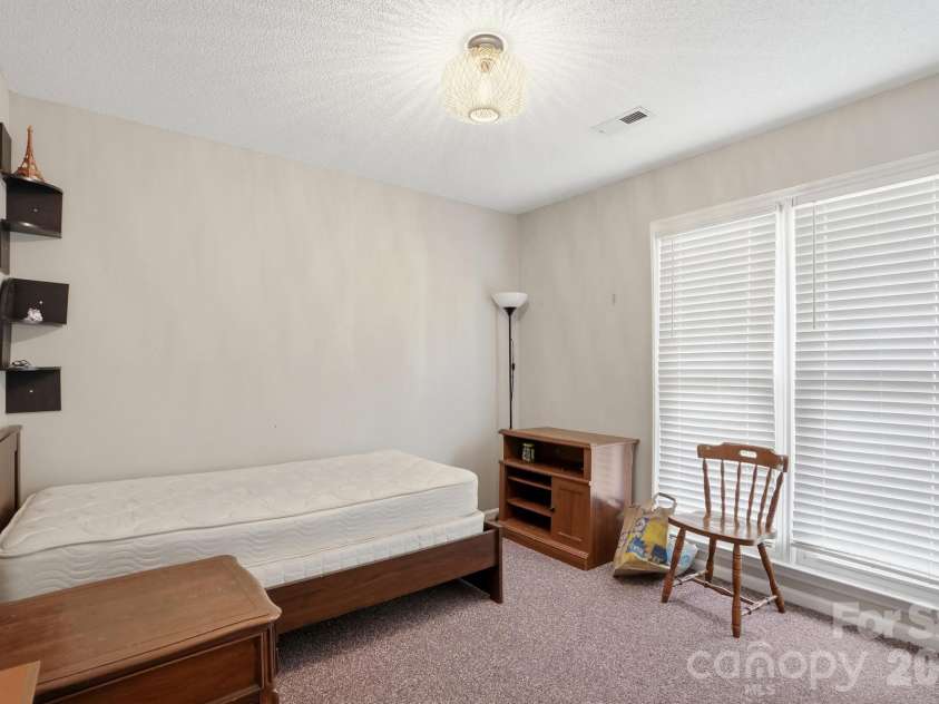 165 Edgewater Drive, Concord, NC 28027.  MLS# CAR4335803, YatesRealty ID 3176. 