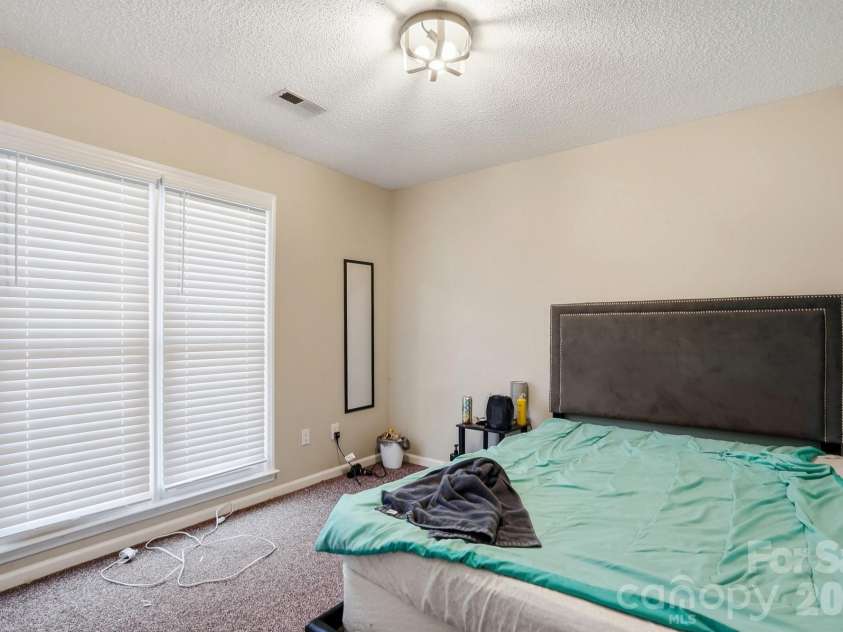 165 Edgewater Drive, Concord, NC 28027.  MLS# CAR4335803, YatesRealty ID 3176. 