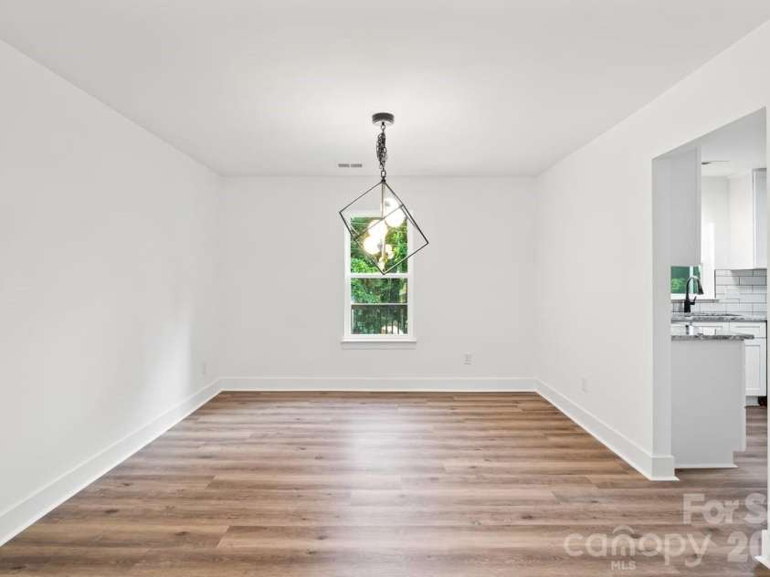 2033 Colony Hill Drive, Charlotte, NC 28214.  MLS# CAR4393068, YatesRealty ID 31760. 
