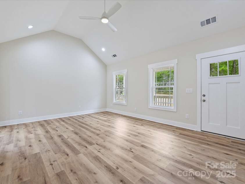 254 Old Pinckney Road, York, SC 29745.  MLS# CAR4278543, YatesRealty ID 31761. 