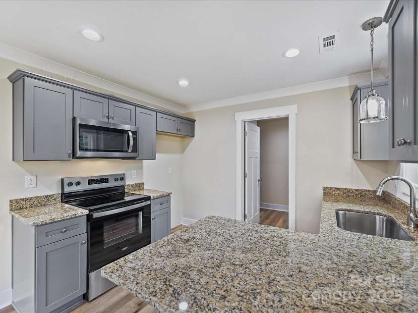 254 Old Pinckney Road, York, SC 29745.  MLS# CAR4278543, YatesRealty ID 31761. 