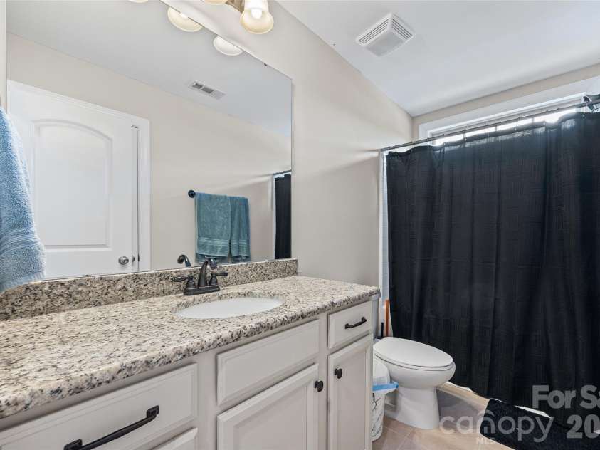324 Kerrydale Court, Clover, SC 29710.  MLS# CAR4364709, YatesRealty ID 31761. Bathrooom #3