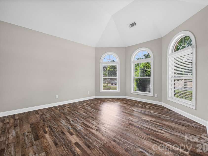 324 Kerrydale Court, Clover, SC 29710.  MLS# CAR4364709, YatesRealty ID 31761. Office