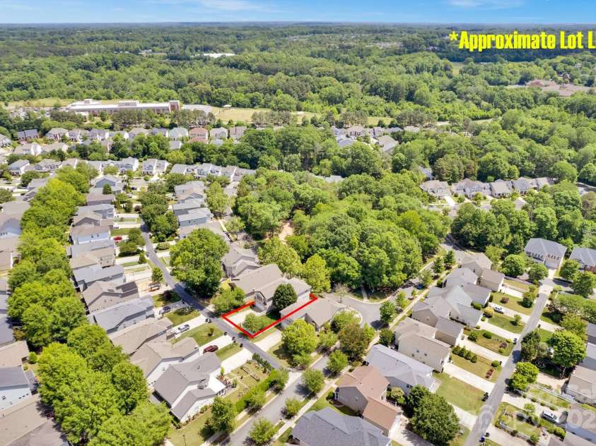 14940 Carbert Lane, Huntersville, NC 28078.  MLS# CAR4256086, YatesRealty ID 31763. 