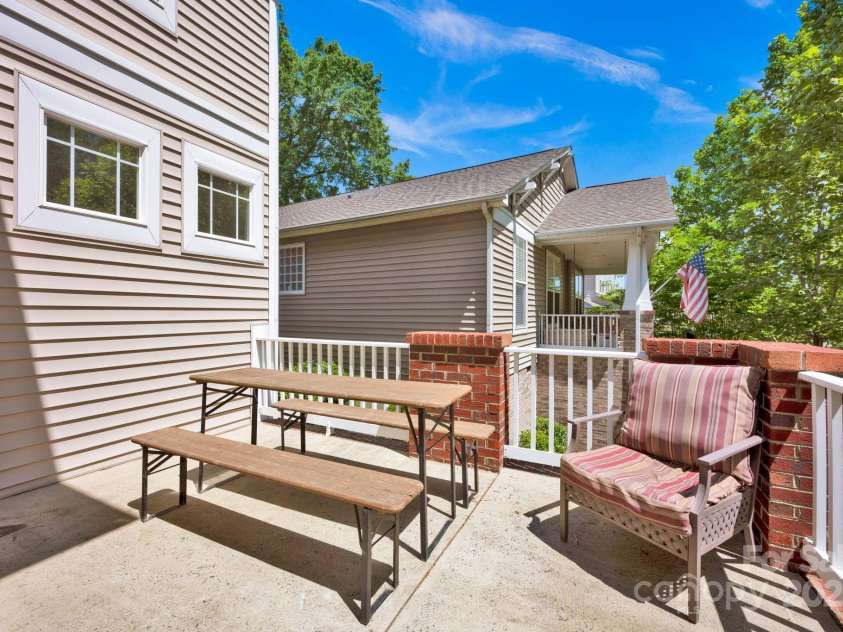 14940 Carbert Lane, Huntersville, NC 28078.  MLS# CAR4256086, YatesRealty ID 31763. Oversized Front Porch