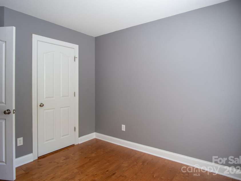 14940 Carbert Lane, Huntersville, NC 28078.  MLS# CAR4256086, YatesRealty ID 31763. Secondary Bedroom #2