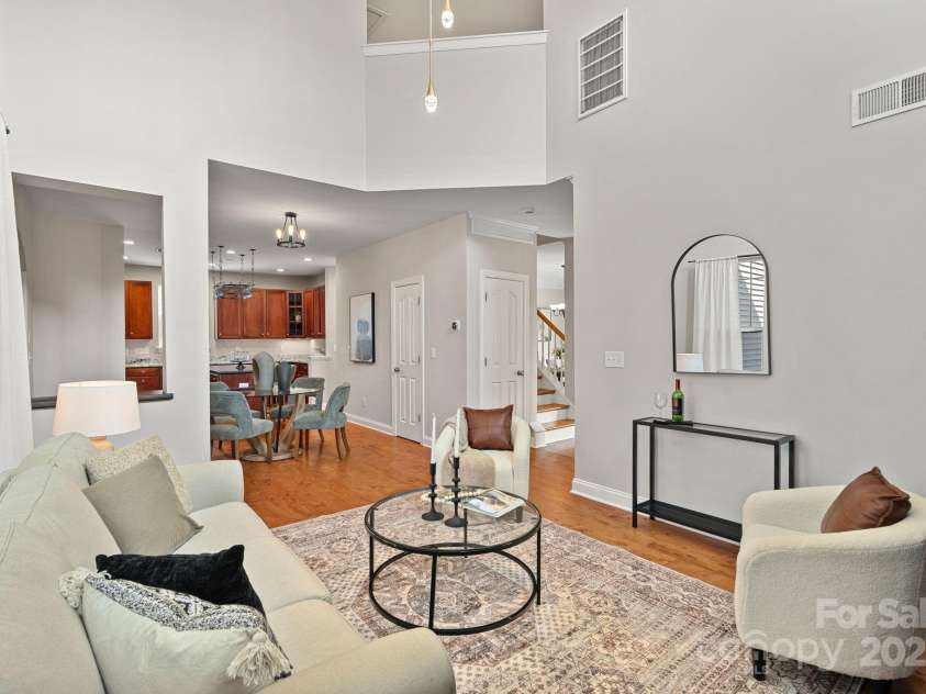 14940 Carbert Lane, Huntersville, NC 28078.  MLS# CAR4306108, YatesRealty ID 31763. 2 story great room and a wonderful open floor plan!