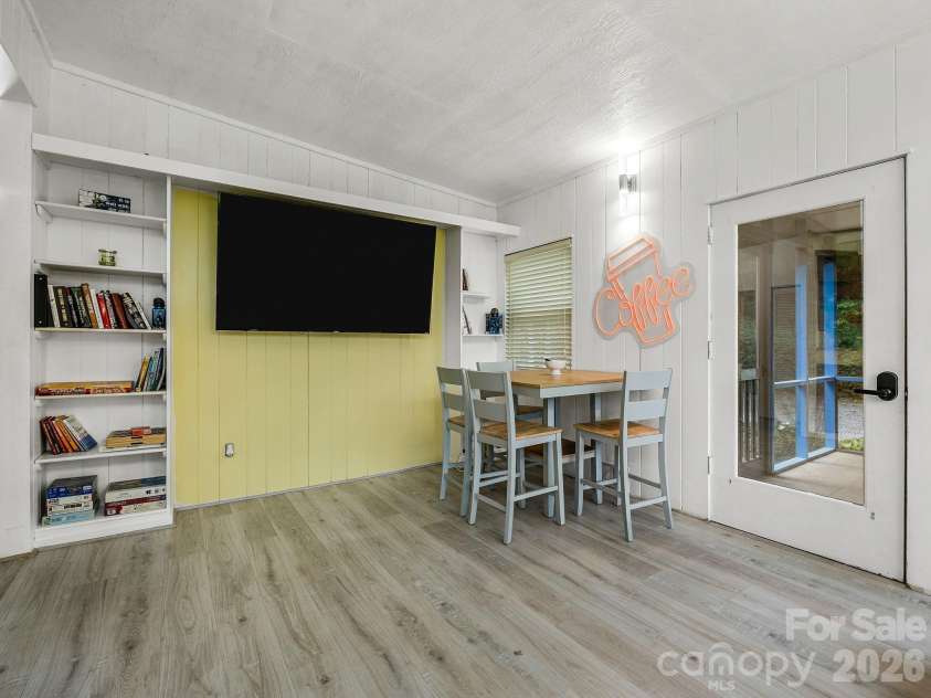 41 Red Bird Road, Tryon, NC 28782.  MLS# CAR4394801, YatesRealty ID 31763. 